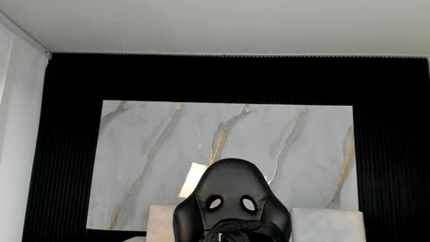 Snapshot of charlotte_whitee1 chatting on 11.29.25 Charlotte Everyday From 0700 to 1300 Col Time online show from 11.29.25