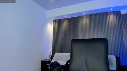 Snapshot of charlotte_whitee1 chatting on 12.01.25 Charlotte Everyday From 0700 to 1300 Col Time online show from 12.01.25