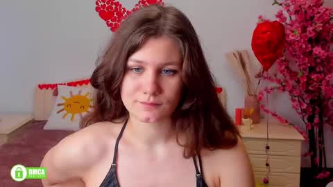 Snapshot of charlotte_wow chatting on 02.20.25 Charlotte online show from 02.20.25