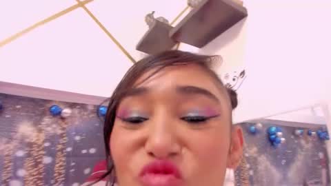 Charlotte  online show from 12.16.25