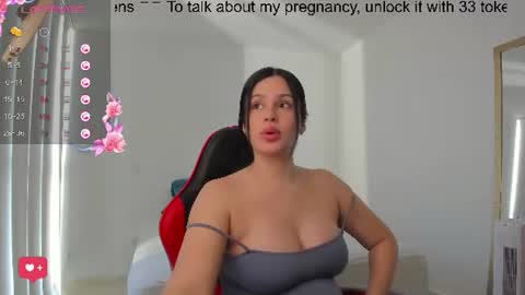 Snapshot of charlottecamgirls chatting on 07.16.26 Katherine online show from 07.16.26