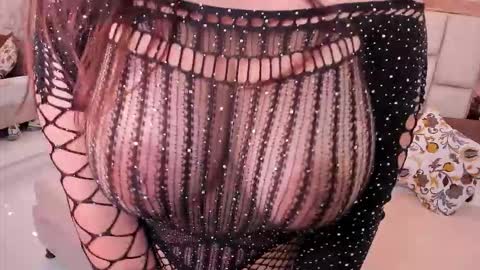 charlottee_foxx1 online show from 10.21.25
