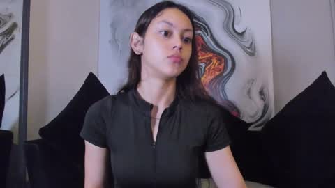 charlottegray_1 online show from 11.19.25