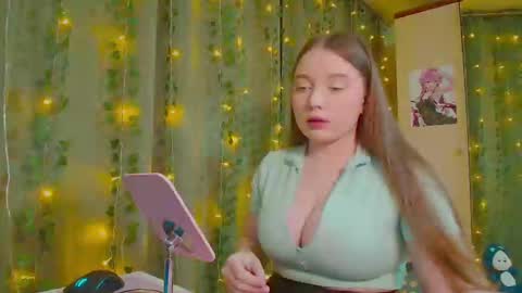 Kira online show from 02.16.25