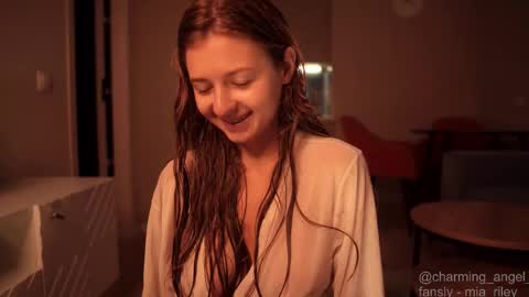 Snapshot of charming_angel_ chatting on 11.28.25 Marseline Chaturbelle online show from 11.28.25