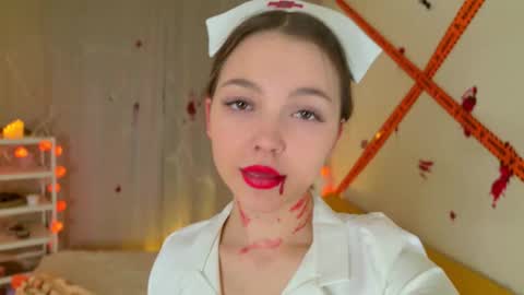 Snapshot of charming_bliss chatting on 10.27.25 Kaylee online show from 10.27.25