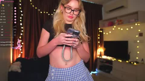 my fansly Charming daisy              My Wishlist  for new toys     online show from 03.07.25