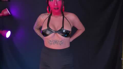 Victoria online show from 10.31.25