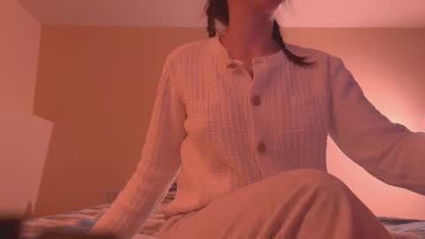 katie online show from 11.22.25