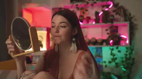 Belle and Miley online show from 02.19.25