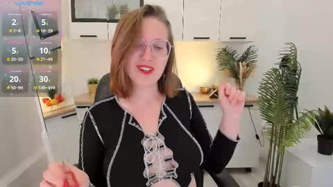 Snapshot of charmygrace chatting on 04.24.26 Grace online show from 04.24.26
