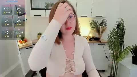 Snapshot of charmygrace chatting on 04.25.26 Grace online show from 04.25.26