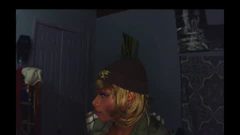 Miss Chocolate online show from 01.21.25