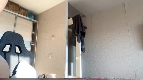 Snapshot of chasidychannel chatting on 09.13.25 Viola online show from 09.13.25