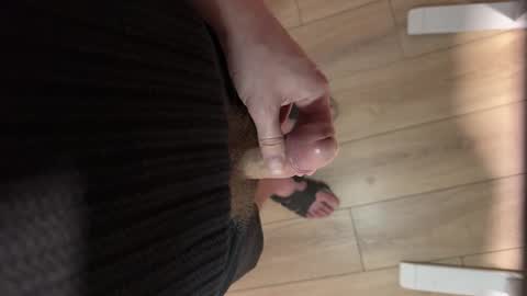 Snapshot of chatoday chatting on 11.15.25 Bighead Uncut online show from 11.15.25