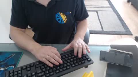 Egor Skornyakov online show from 02.04.25