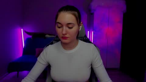 Snapshot of chatur_lady_ chatting on 12.30.24 Betty online show from 12.30.24