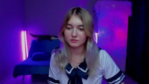 Snapshot of chatur_lady_ chatting on 01.04.25 Betty online show from 01.04.25