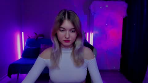 Snapshot of chatur_lady_ chatting on 01.09.25 Betty online show from 01.09.25