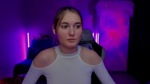 Snapshot of chatur_lady_ chatting on 01.12.25 Betty online show from 01.12.25