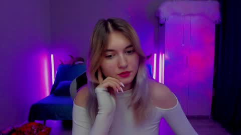 Snapshot of chatur_lady_ chatting on 01.15.25 Betty online show from 01.15.25