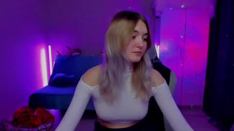 Snapshot of chatur_lady_ chatting on 01.17.25 Betty online show from 01.17.25