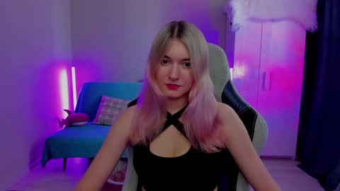 Snapshot of chatur_lady_ chatting on 02.06.25 Betty online show from 02.06.25