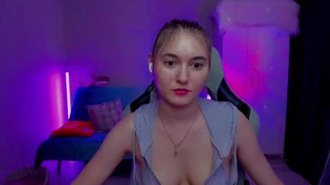 Snapshot of chatur_lady_ chatting on 02.15.25 Betty online show from 02.15.25