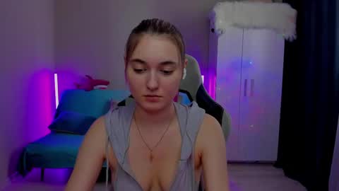 Snapshot of chatur_lady_ chatting on 03.06.25 Betty online show from 03.06.25