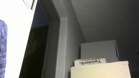 Snapshot of chaturbatordeluxe chatting on 05.17.26 chaturbatordeluxe online show from 05.17.26