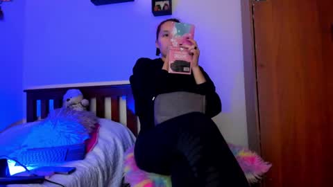 Miss Cheeryl online show from 03.06.25