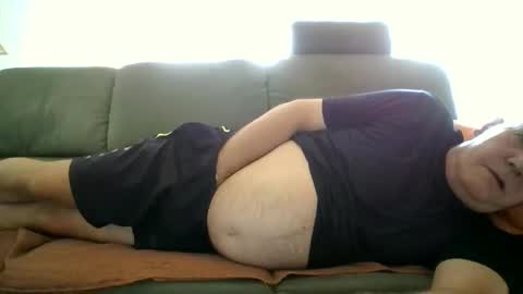 Snapshot of cheesy4444 chatting on 09.21.25 Tom online show from 09.21.25