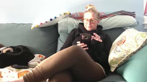 Snapshot of chelseasentra1 chatting on 01.06.25 Chelsea online show from 01.06.25