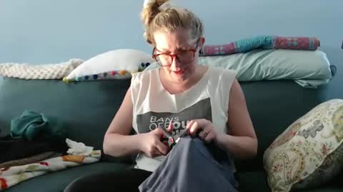 Snapshot of chelseasentra1 chatting on 01.20.25 Chelsea online show from 01.20.25