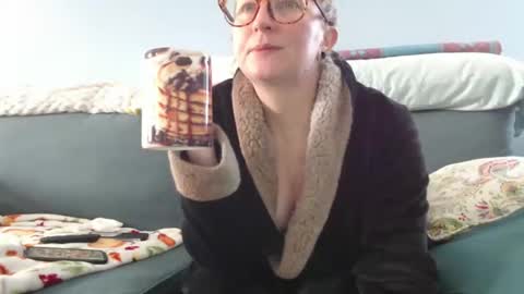 Snapshot of chelseasentra1 chatting on 03.10.25 Chelsea online show from 03.10.25