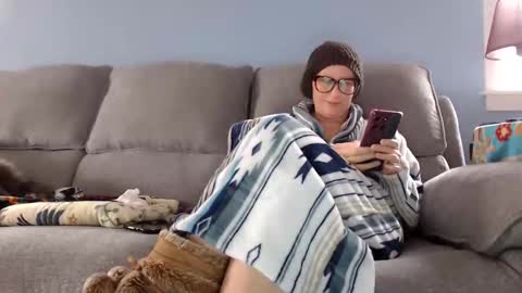 Snapshot of chelseasentra1 chatting on 11.17.25 Chelsea online show from 11.17.25