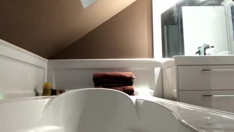 chenovich online show from 01.02.25