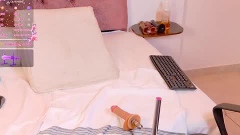 juls online show from 05.02.26