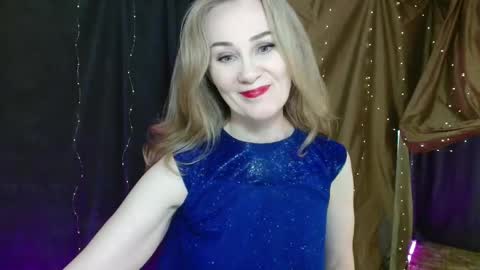 Snapshot of cherry_blossomsx chatting on 10.09.25 thanks guys see you tomorrow online show from 10.09.25