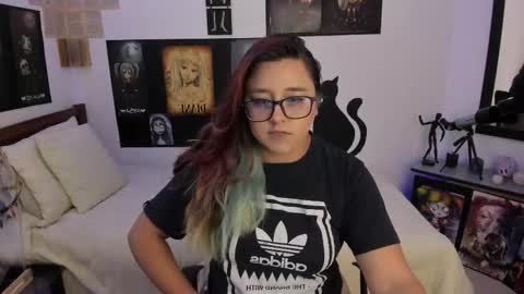 Snapshot of cherry_blushh chatting on 11.12.25 cherry_blushh online show from 11.12.25