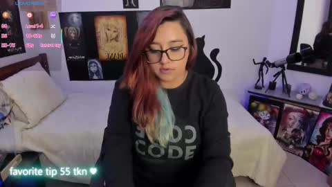 Snapshot of cherry_blushh chatting on 11.14.25 cherry_blushh online show from 11.14.25