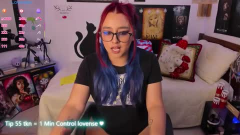 Snapshot of cherry_blushh chatting on 12.04.25 cherry_blushh online show from 12.04.25