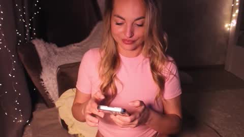 CherryBomb online show from 01.15.26