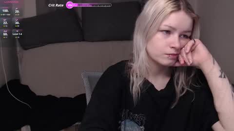 Snapshot of cherry_night666 chatting on 12.18.25 Morty online show from 12.18.25