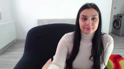 Snapshot of cherry_pie95 chatting on 12.14.25 Sherry online show from 12.14.25