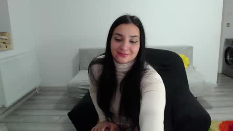 Snapshot of cherry_pie95 chatting on 12.15.25 Sherry online show from 12.15.25