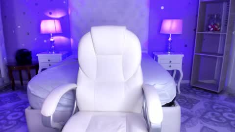 Sussan Cherry  online show from 03.05.25