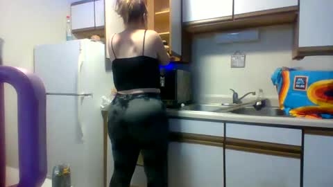 cherrybomb454 online show from 09.23.25