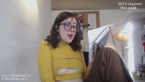 Snapshot of cherrybunny21 chatting on 10.11.25 Sarah Prez online show from 10.11.25