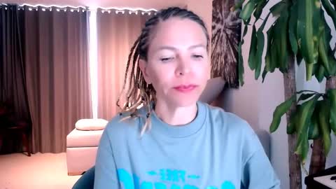 Anna online show from 02.03.26